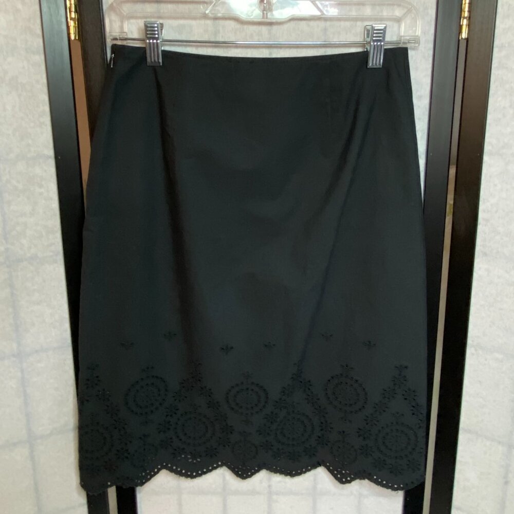 Banana Republic Black Cotton Eyelet Scalloped Hem Pencil Mini Skirt Lined 0 - Picture 2 of 10